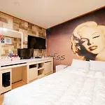 Chess Motel